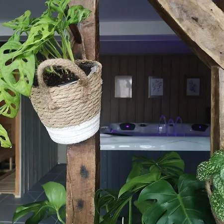 Evasion Nature Et Bien-etre - - Petit Dejeuner בית נופש Braye-en-Thierache